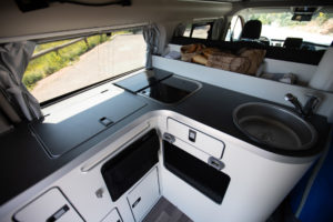 cuisine van ford nugget