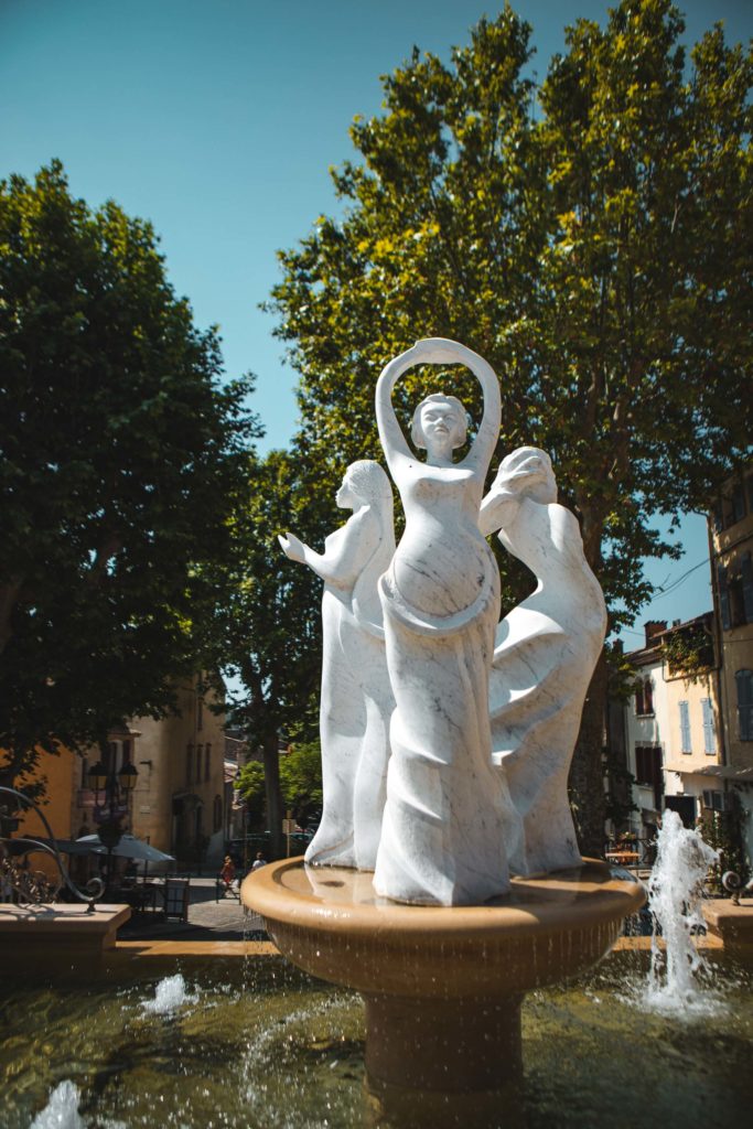 Lorgues village Var photo