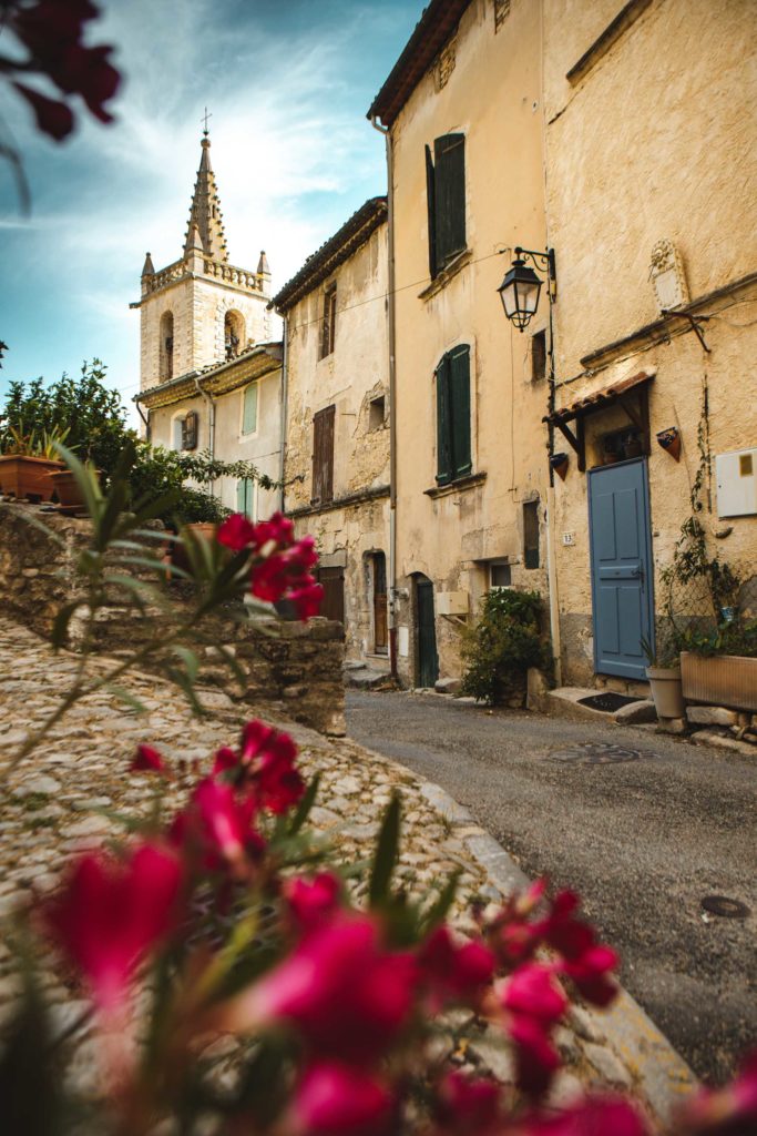Mane Alpes de Haute Provence village et cité de caractère