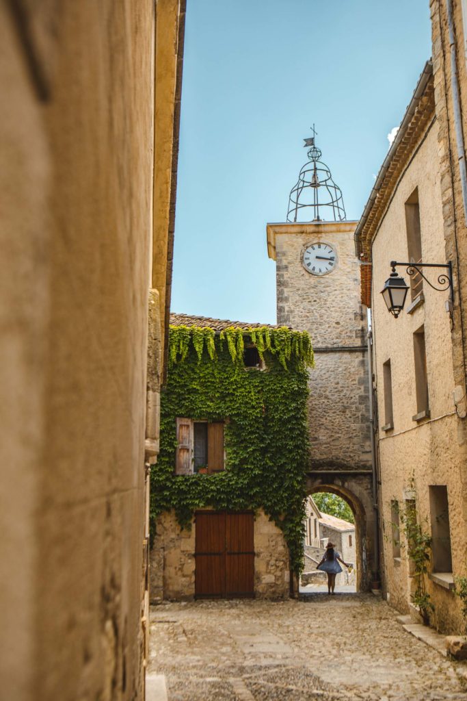 Lurs village Alpes de Haute Provence