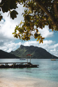 plage de fare huahine