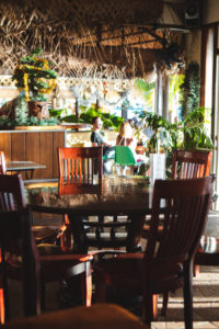 yacht club Huahine