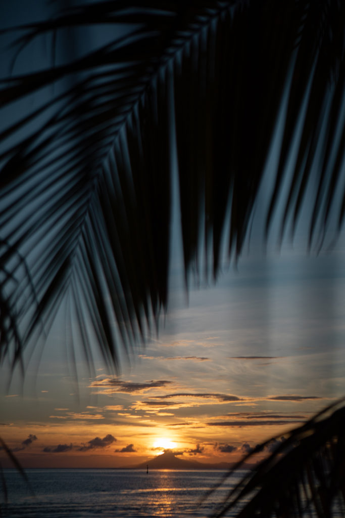 plage de fare huahine