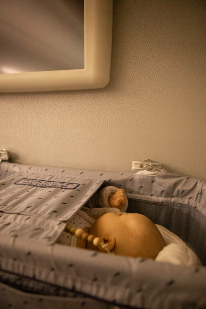 bassinette bébé avion