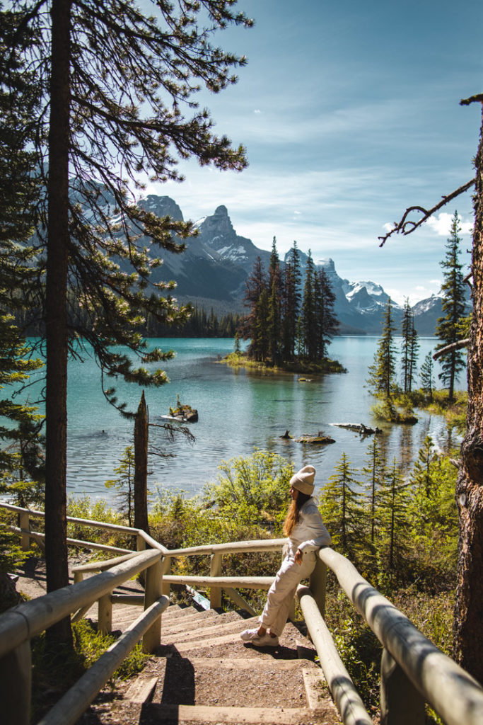 maligne lake spirit island