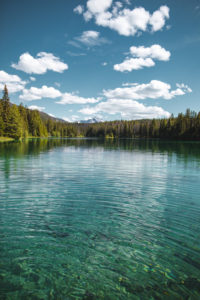 valley of the 5 lake jasper
