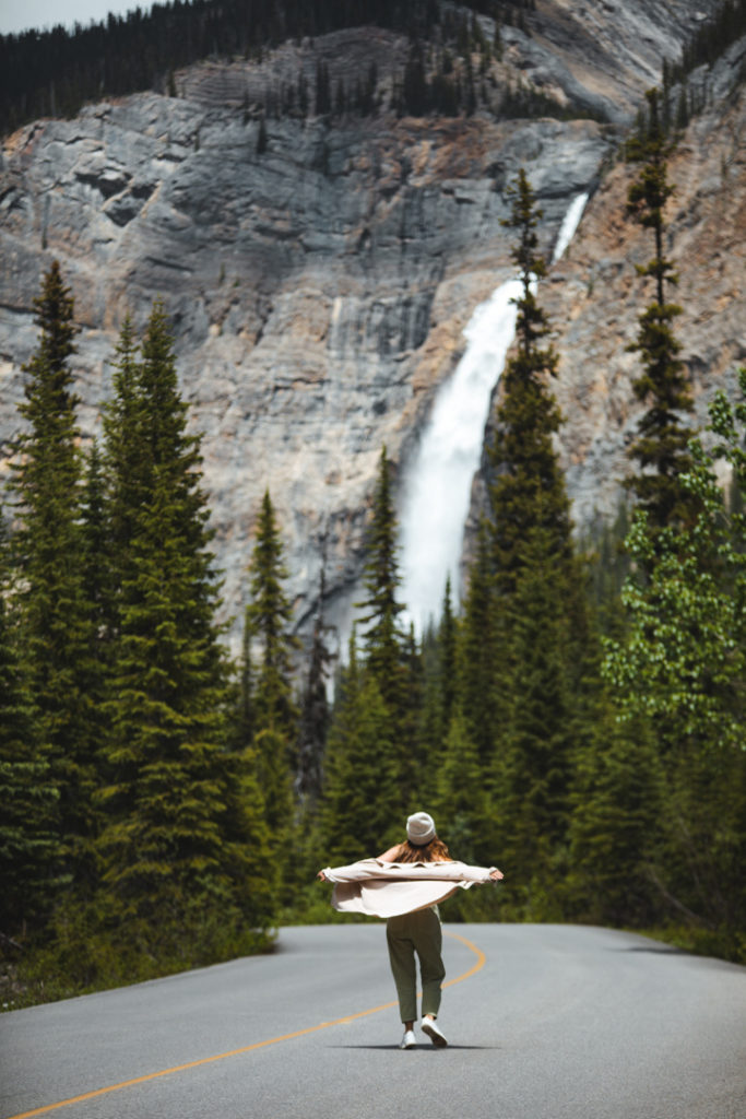 takakkaw falls yoho