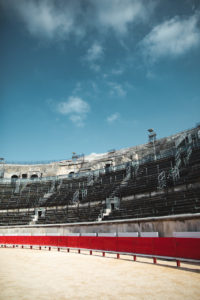visiter nimes les arènes