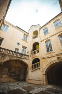 hôtels particuliers nimes