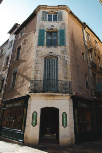 centre ville nimes