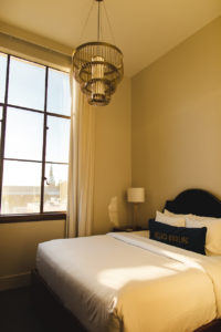 darling hotel visalia californie