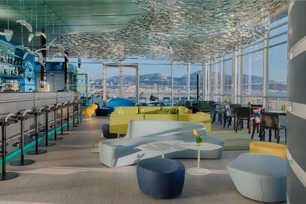 hotel marseille bord de mer
