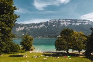 plage du sougey lac d'aiguebelette