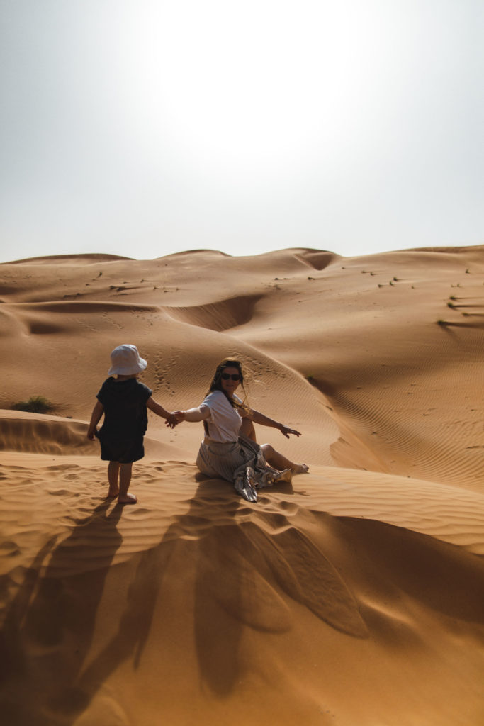 voyager avec un enfant 2 ans oman