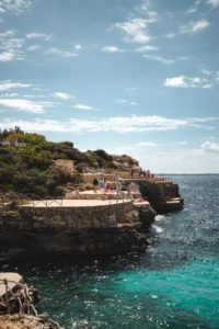 cala en brut minorque