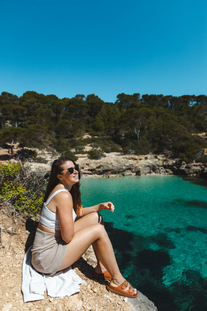 cala mitjana minorque