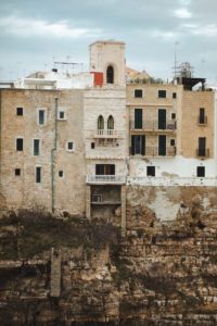Polignano a mare itinéraire les pouilles