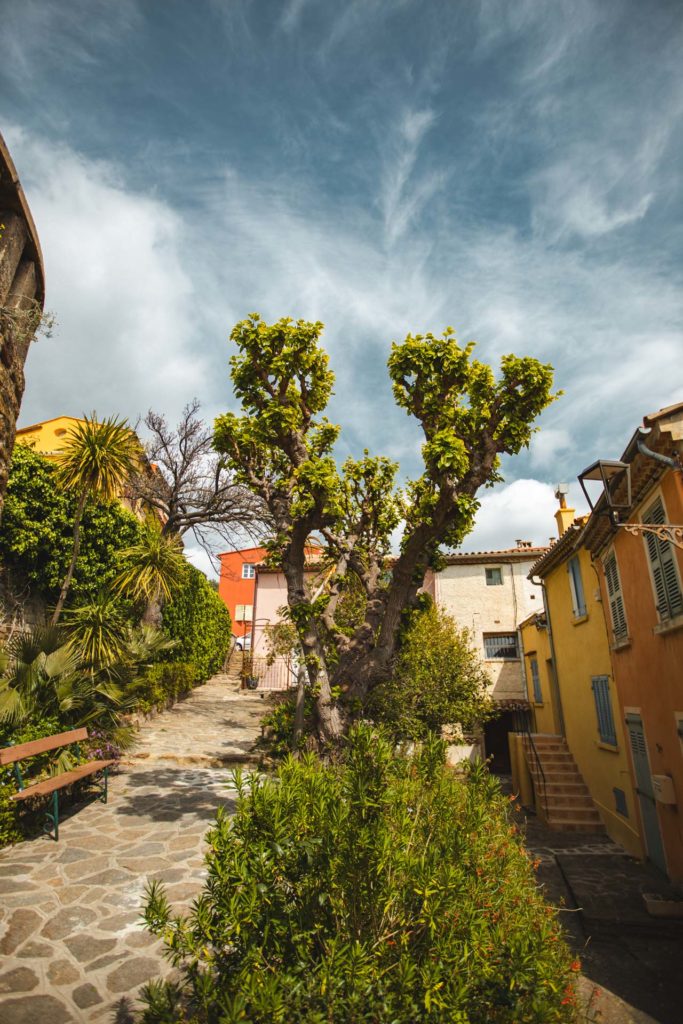Bormes les Mimosas plus beaux villages du Var