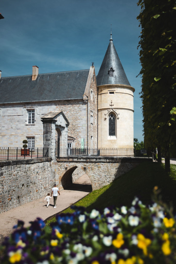 chateau de boutheon