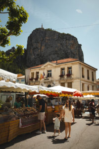 castellane place du marché